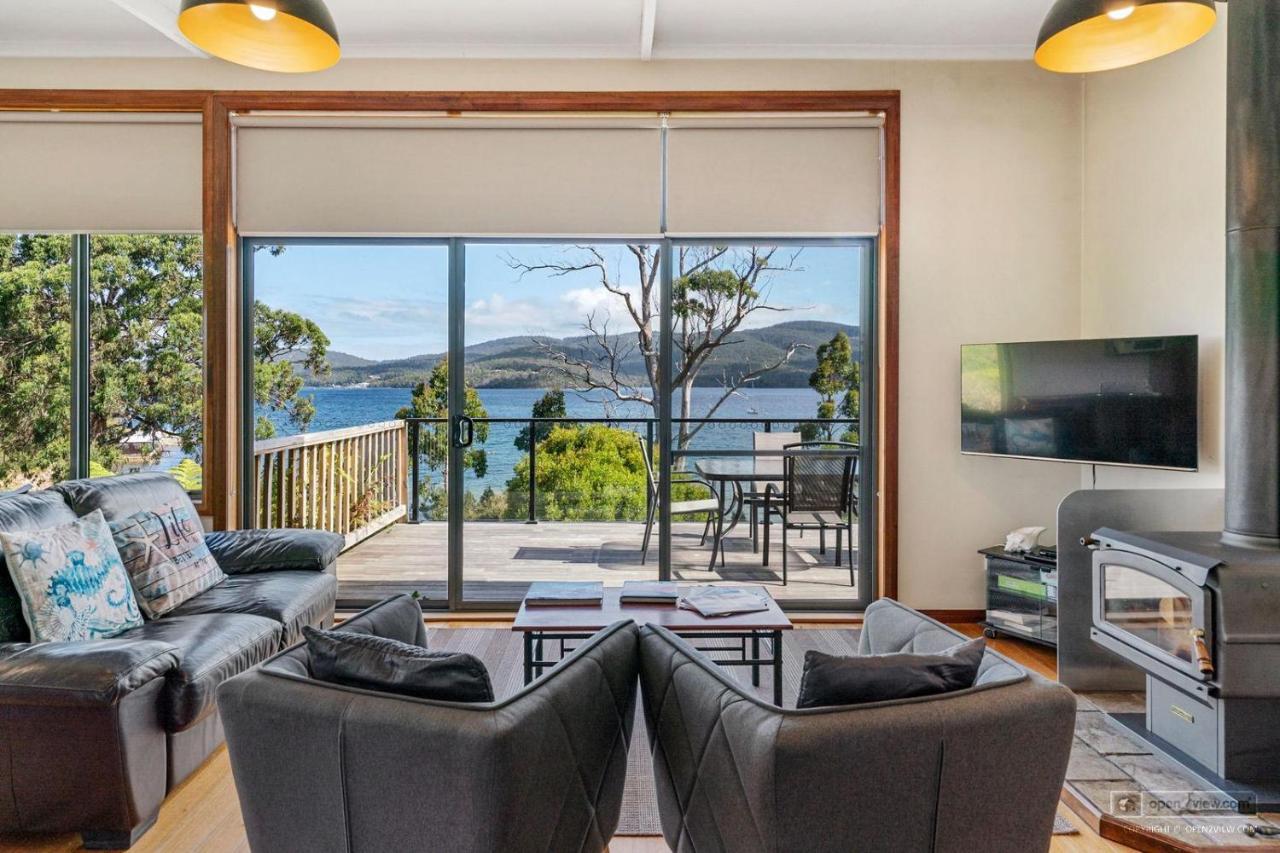 The Beach House- Private Jacuzzi And Wood Fire! Dover Экстерьер фото
